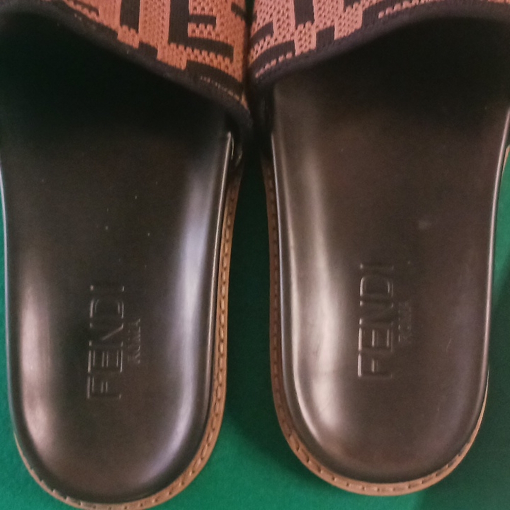 Fendi Roma slides - Picture 3 of 4